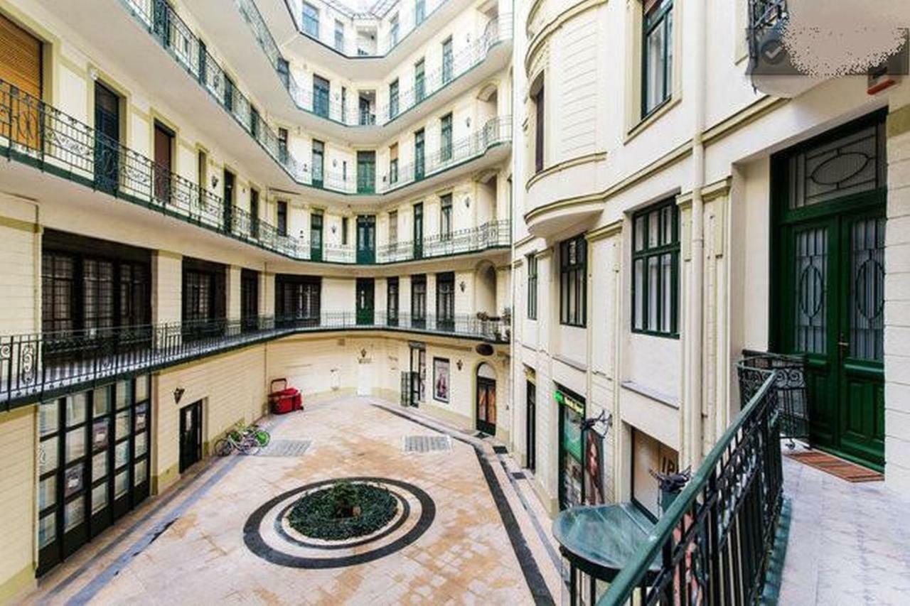 Private Apartment Centertown Budapest Eksteriør billede