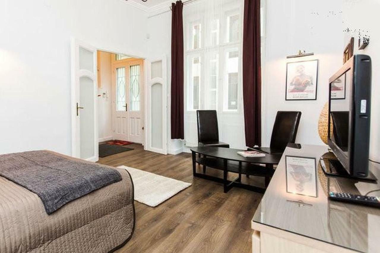 Private Apartment Centertown Budapest Eksteriør billede